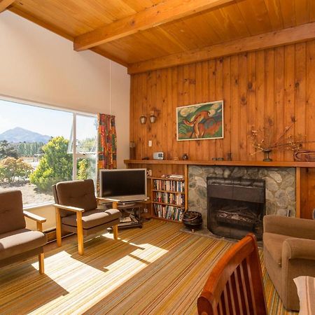 Southern Lakes Sweetie - Albert Town Bach Wanaka Eksteriør bilde