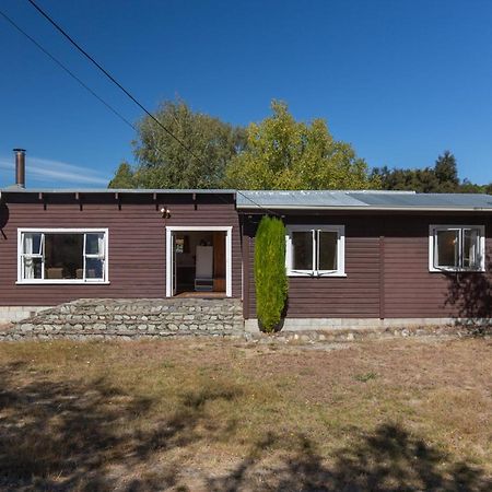 Southern Lakes Sweetie - Albert Town Bach Wanaka Eksteriør bilde