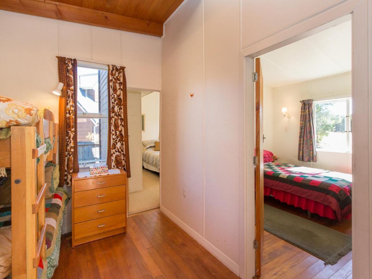 Southern Lakes Sweetie - Albert Town Bach Wanaka Eksteriør bilde